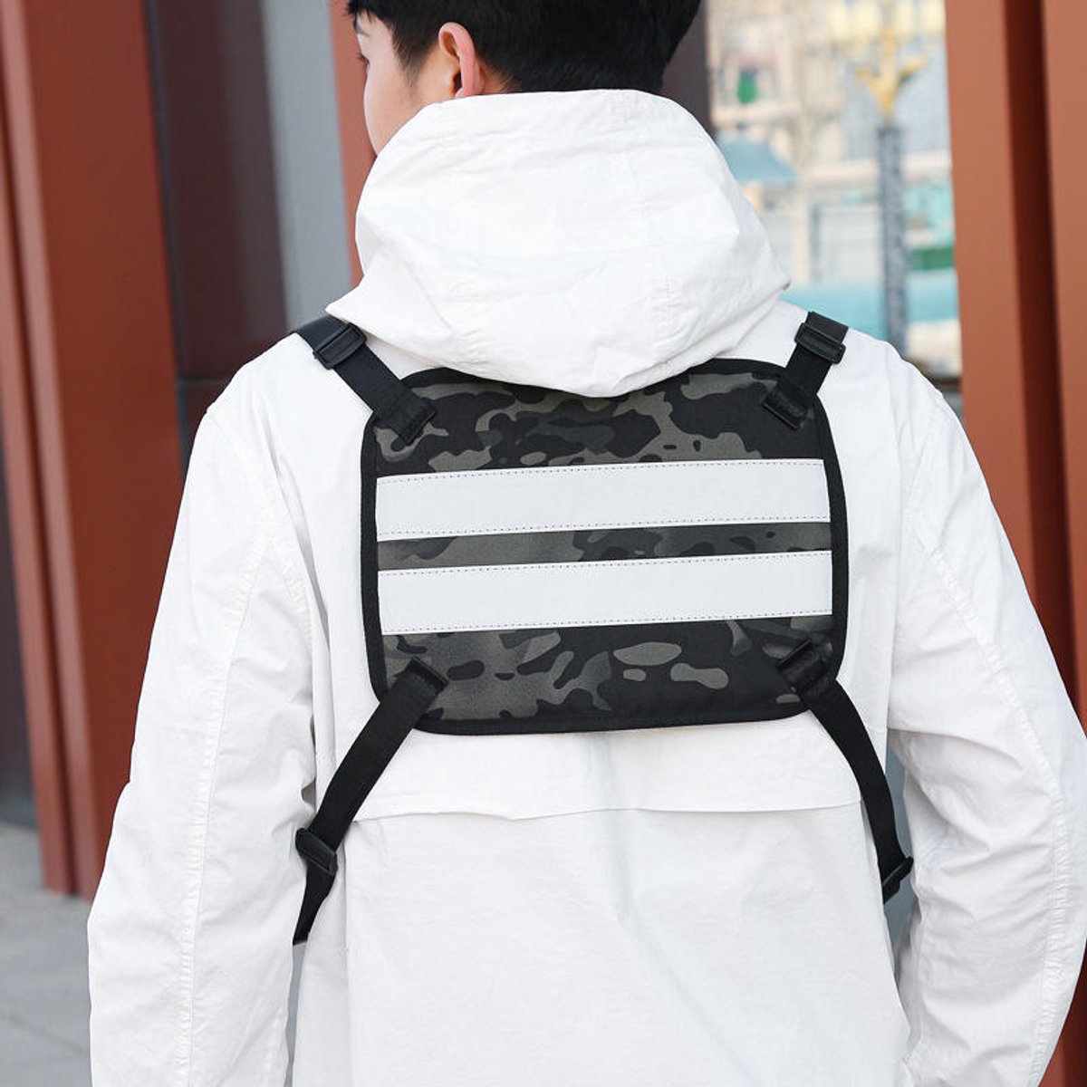 Gadgetzan® Nylon Running - Survival Vest – Lichtgewicht Verstelbare Borsttas met Telefoonvak – Sporttas voor Hardlopen, Wandelen, Fietsen en Outdoor - Camouflage - Reflecterend - Zwart